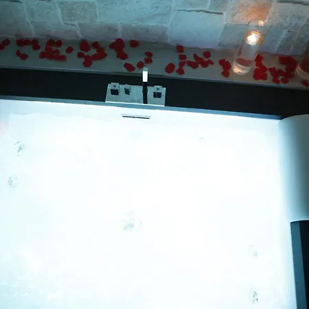 Nel Vicoletto 카사노 델레 무르제