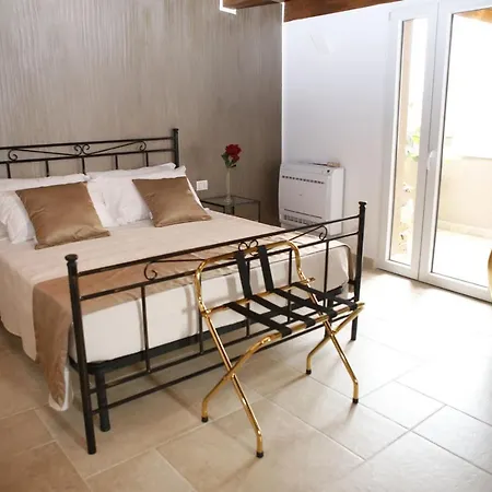 Nel Vicoletto Bed & Breakfast *