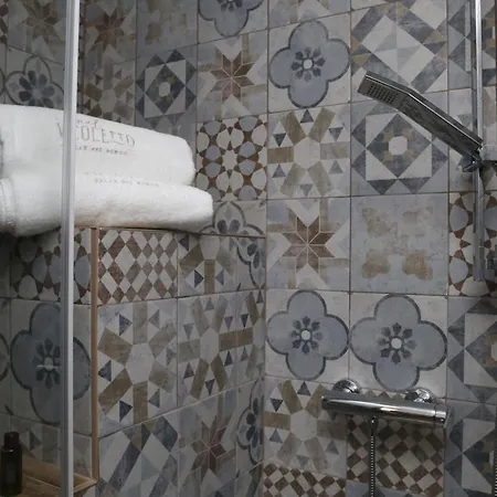 Nel Vicoletto 4*