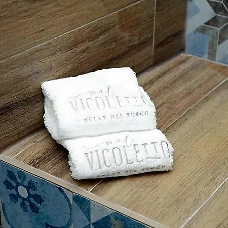 Nel Vicoletto 4*