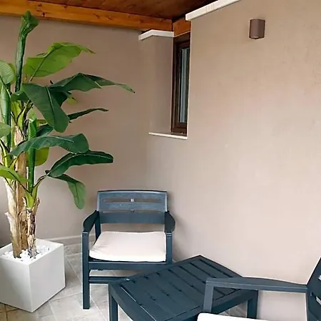 Nel Vicoletto 4*