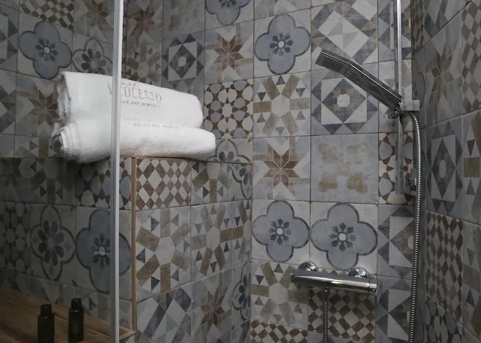 Nel Vicoletto 4*
